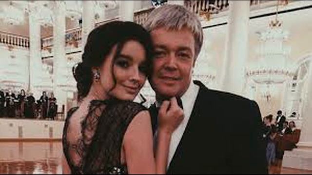 Семья Стриженовы сразу не приняли избранника дочери. смотреть онлайн