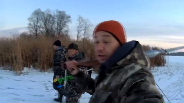 ПЕРВЫЕ ТРОФЕИ !!!ЛЕД 2022-23!!!ЯНТАРНАЯ РЫБКА ИЗ ЩУКИ !!!! смотреть онлайн