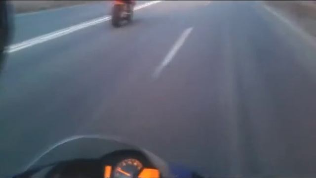 Honda CBR600RR Tandem wheelie 14.01.2015 смотреть онлайн