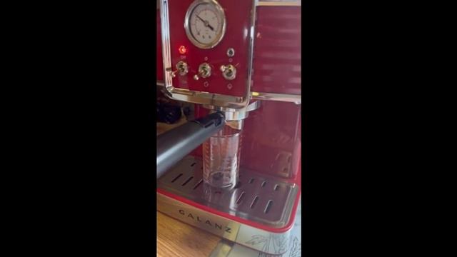 Review Galanz Retro Espresso Machine with Milk Frother, 15 Bar Pump Professional Cappuccino and Lat смотреть онлайн