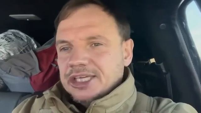 стремоусов уже упаковал вещи, и покидает Херсон, раши войска также покинут город в ближайшее время. смотреть онлайн