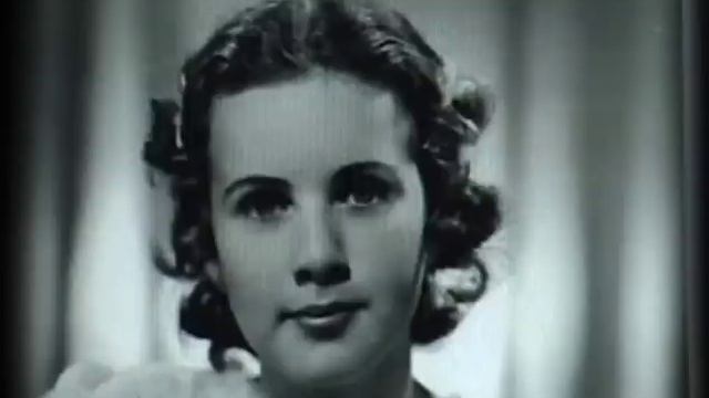 ДИНА ДУРБИН - ПОЮЩАЯ КИНОЗВЕЗДА, АКТРИСА, ЖЕНЩИНА смотреть онлайн