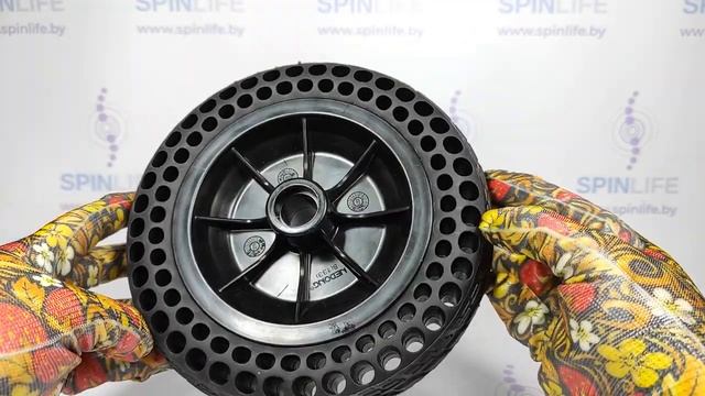 Колесо литое 8х1.8 для инвалидной коляски с отверстиями в форме сот смотреть онлайн