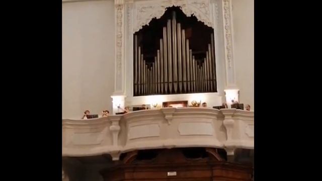 Entrata Reale - Georg Friedrich Handel смотреть онлайн