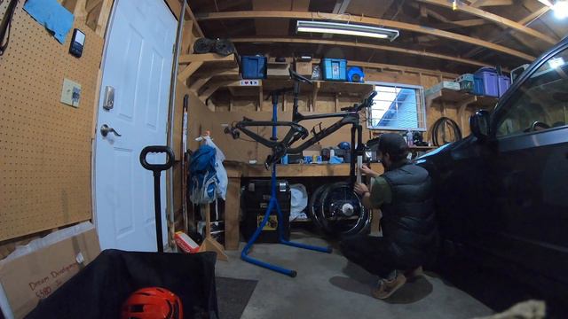 The Best $20 You Can Spend On Your New Bike // 3M At Home Frame Protection смотреть онлайн