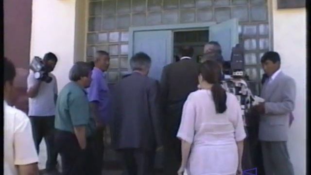 Первый президент Николаев в Кемпендяя 1998 г. .mp4 смотреть онлайн