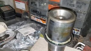 Renault Premium DXI, замена втулки шкворня.