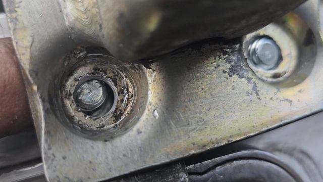 Серия 92. Ремонт крыши и замена роликов на полуприцепе. смотреть онлайн