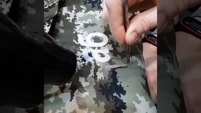 Удаление логотипа со спецодежды с помощью фена. смотреть онлайн