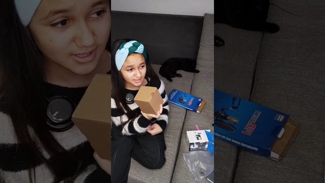 Распаковка Samson meteor Mic (Самсон метеор Мик) приехал долгожданный микрофон!!😱😱 смотреть онлайн