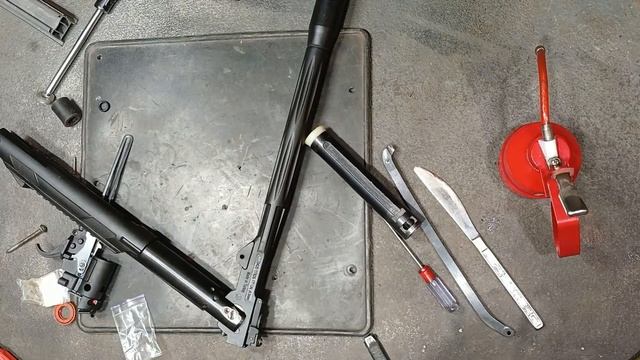 Воздушка  4.5 мм. Как заменить пружину и манжету.