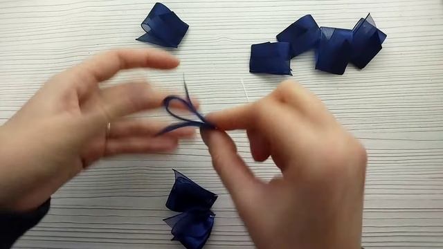 МК DIY Новые оригинальные необычные бантики из органзы с атласом?быстро и просто?секрет раскрыт смотреть онлайн