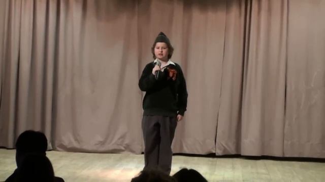 Лева Дударев с песней "Прадедушка" ("Россия молодая", 28 апреля 2015 года) смотреть онлайн