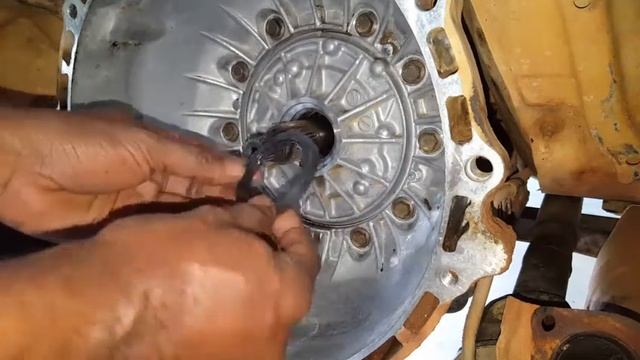How to Install Transmission torque converter oil seal. stop oil leak. смотреть онлайн