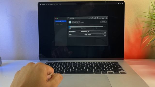 How to Erase and Factory Reset your MacBook/iMac in 2023 [Easy Tutorial] (Apple Silicon) M1/M2 Chip смотреть онлайн