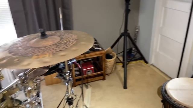 10 Pro Drummers Show Their Home Practice Spaces (Tommy Igoe, Anika Nilles, & More!) смотреть онлайн