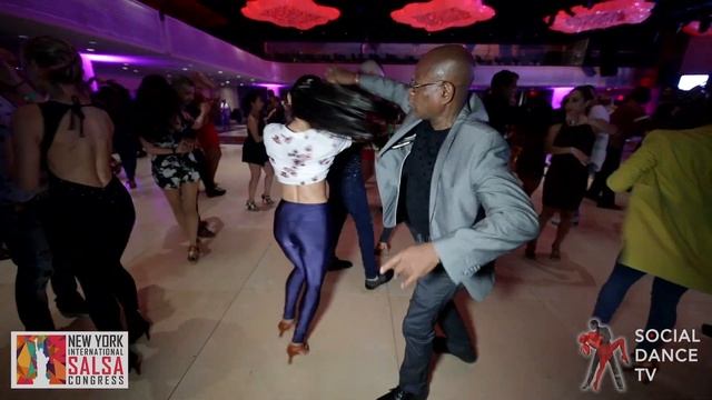 Guillermo Rosario & Romina Ritz - Salsa social dancing | Goya New York Int. Salsa Congress 2019 смотреть онлайн