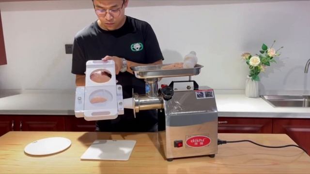 4 IN 1 multi-function TC12 meat grinder смотреть онлайн