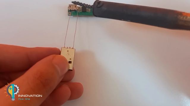 Amazing Idea With USB Cable & Earphone Jack смотреть онлайн