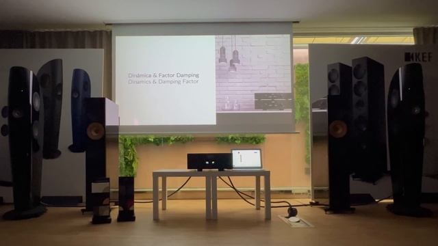 Audición KEF Blade Two Meta en el KEF 60th Anniversary Celebration Day смотреть онлайн