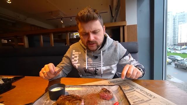 Очень "ДЕШЕВЫЙ" ресторан / ПЛАТНЫЙ вход и ЧЕСТНЫЕ цены / Обзор ресторана По Чесноку смотреть онлайн