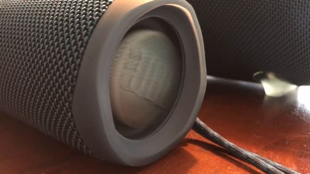 Jbl flip 5 gg! Bass test 80% vol смотреть онлайн