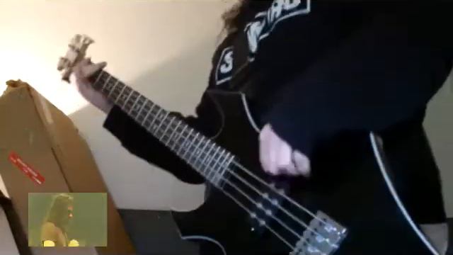 Gojira's "Remembrance" on Bass смотреть онлайн