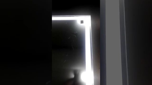 Зеркало с подсветкой в ванную комнату Равенна 600х700 смотреть онлайн