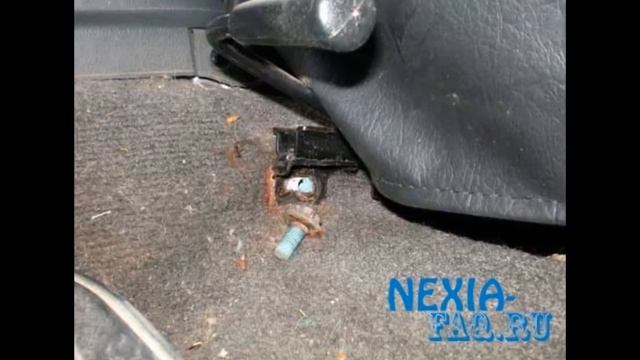 Как снять переднее сиденье на Daewoo Nexia смотреть онлайн
