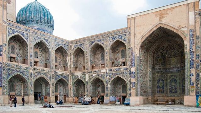 5 рублей серия " Достопримечательности СССР " Регистан в Самарканде 10/12 смотреть онлайн