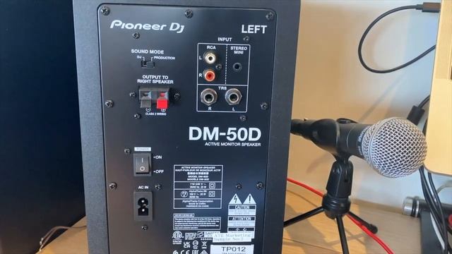 Pioneer DJ DM-50D Speakers - Good for DJ/producers on a budget? [Full Review] смотреть онлайн