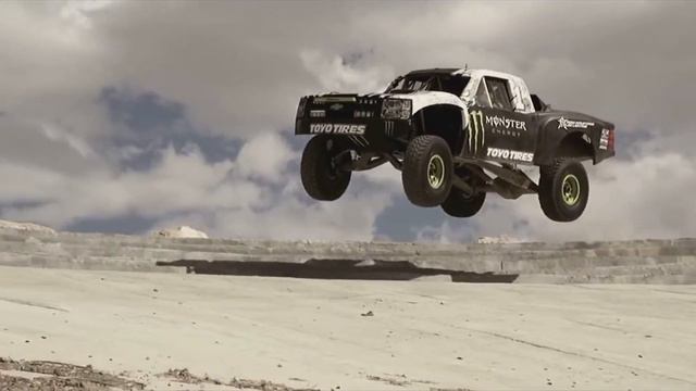 Baja Trophy Truck Is Crazy Fast With Perfect #suspension !? #baja1000 ,#trophytruck ,#offroad4x4