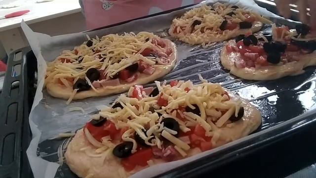 VLOG: ЧТО КУШАТЬ ЧТОБЫ НАБРАТЬ ВЕС ?! ХУДЕТЬ ПОСЛЕ ПРАЗДНИКОВ БУДЕМ! смотреть онлайн