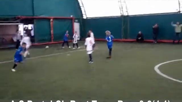 Gabriel _ goluri in primul turneu la Portul Calarasi(decembrie 2012) смотреть онлайн