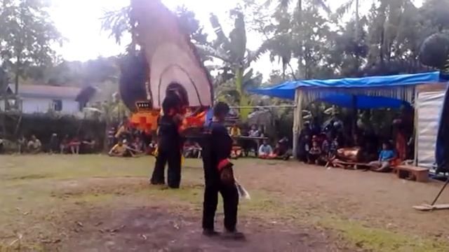 Beauty Of Indonesia - Reog of Riau Province. смотреть онлайн