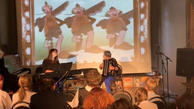 Н. Капитанова «По следам Бременских музыкантов» в исполнении ансамбля CREDO (О. Морозова и С. Палаш смотреть онлайн