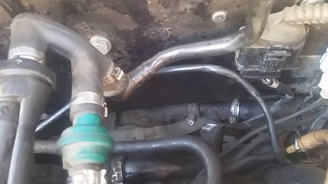 Как выгнать Воздух из Системы охлаждения двигателя \ Патрубок печки на Ауди а6. Аналог смотреть онлайн