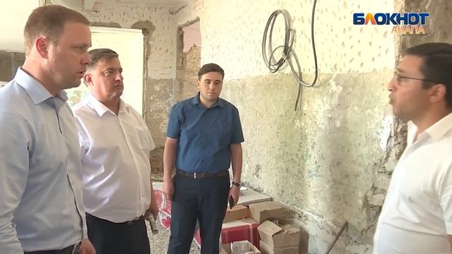 Капитальный ремонт проходит в трёх школах Анапского района смотреть онлайн