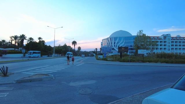 ANTALYA SIDE SHOPPING STREET WALK in the evening TURKIYE #side #turkey #bazaar смотреть онлайн