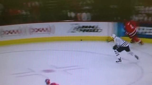 Raffi Torres hit on Aaron Ward 2006 cup final смотреть онлайн