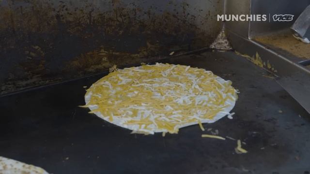 The Patron Saint of Street Food in South Central LA | Street Food Icon смотреть онлайн