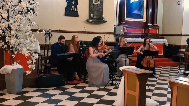 Tradycyjny Marsz weselny na wyjście pary młodej w innym wydaniu - kwartet smyczkowy i pianino