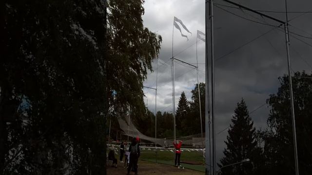 Аттракцион «Трапеция для воздушного полета» смотреть онлайн