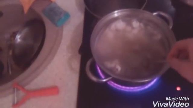 Как приготовить слипшиеся пельмени (как НЕ НАДО готовить пельмени) .ne, смотреть онлайн