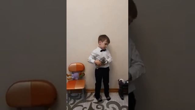 Александр Моталыгин читает стих М. Садовского "Доброе сердце" смотреть онлайн