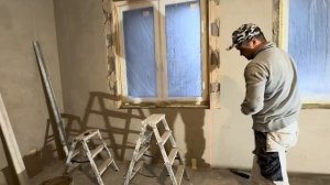 КАК ПОСТАВИТЬ ШТУКАТУРНЫЙ УГОЛОК НА ОТКОСЫ С УГЛОМ В 90 ГРАДУСОВ #как #откосы #угол #штукатурка