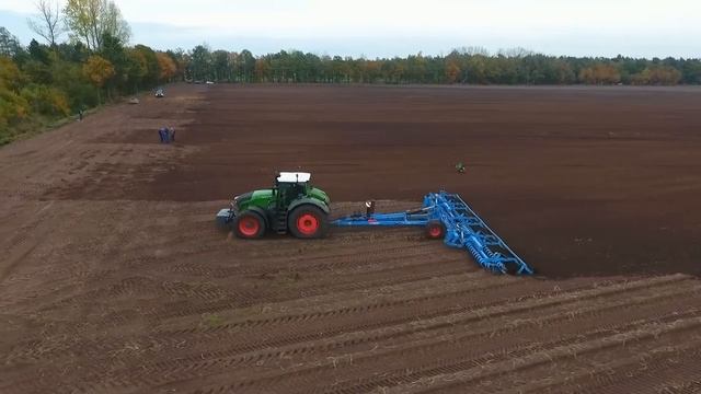 Fendt 1050 Vario With 12m  Lemken Gigant Heliodor