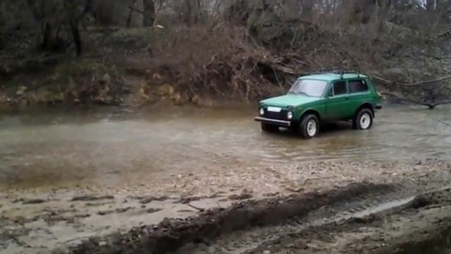 нива 4х4 на 30 колёсах, в грязи.бездорожье.жесть!! резанная я-245 смотреть онлайн