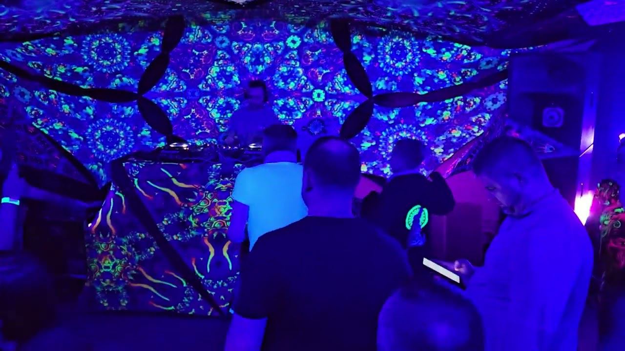31 03 23 Hypnotic vibes Nibiru, Semantic maze brthday dj Tomas 303 смотреть онлайн