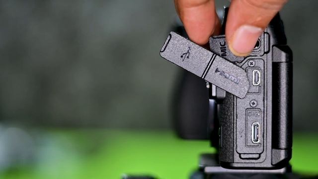 Nikon Z30 Unboxing & Hands On Review: Is It the Best Camera for Vloggers and Content Creators? смотреть онлайн